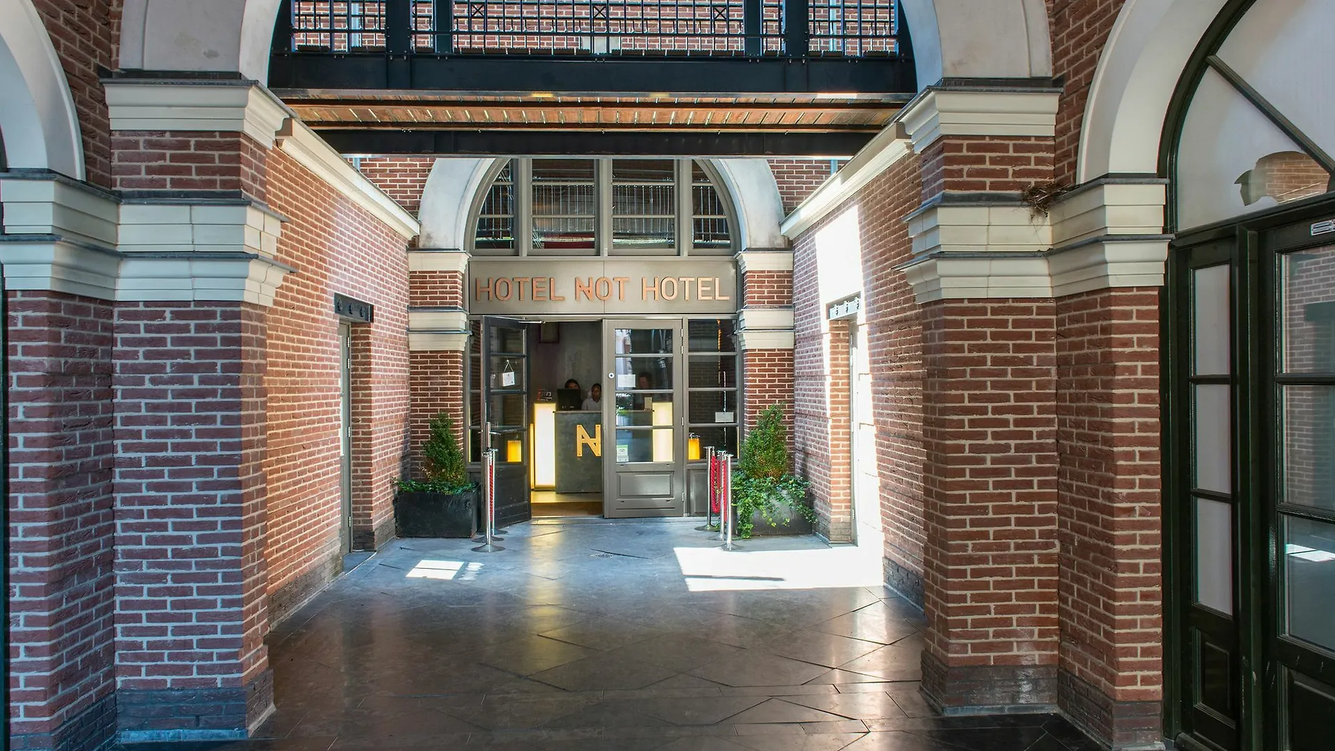 Hotel Not Hotel Amsterdam