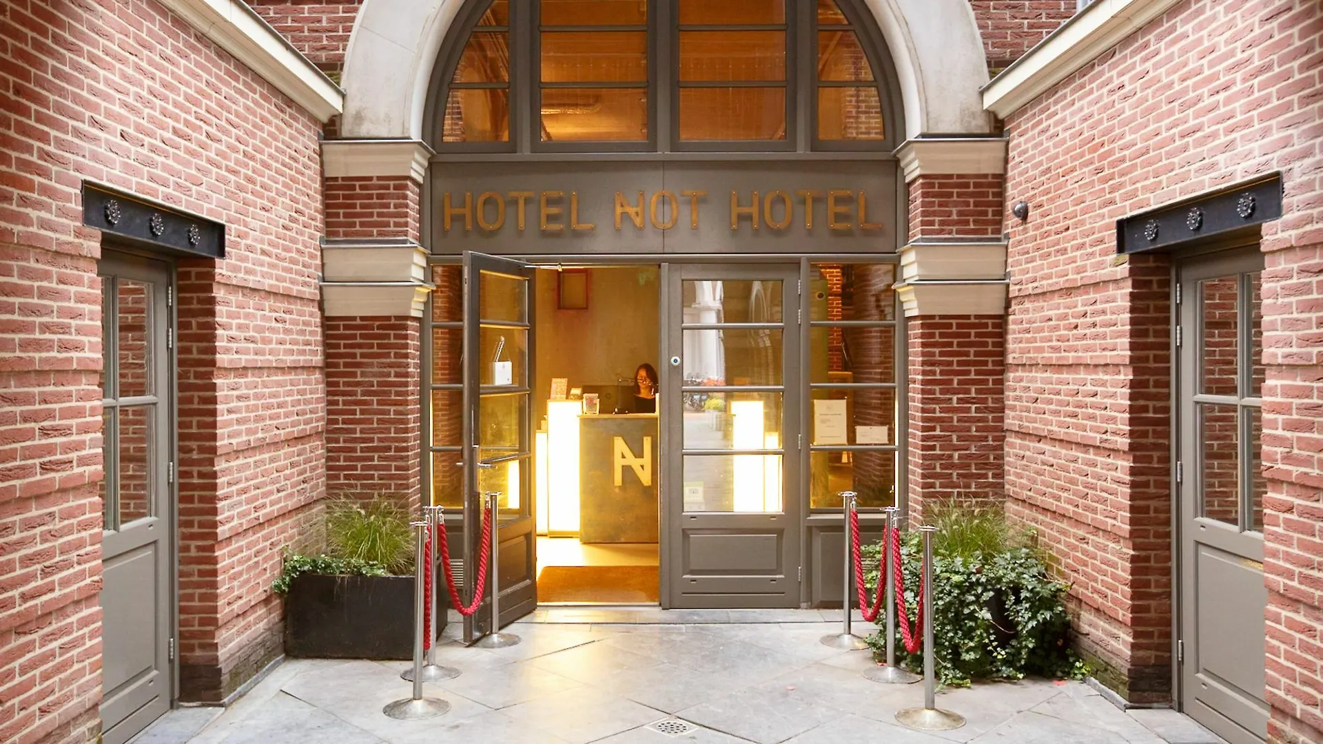 Hotel Not Hotel Amsterdam